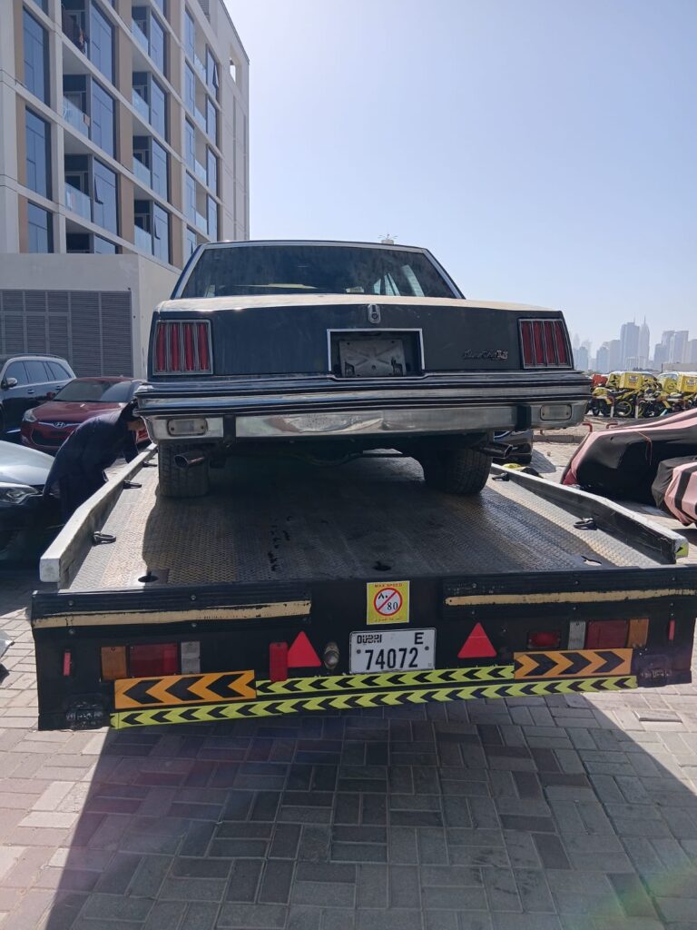 car lifter in dubai